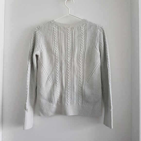 2for$30🏷Banana Republic Merino Wool Cable Knit Crewneck Sweater - Picture 2 of 11